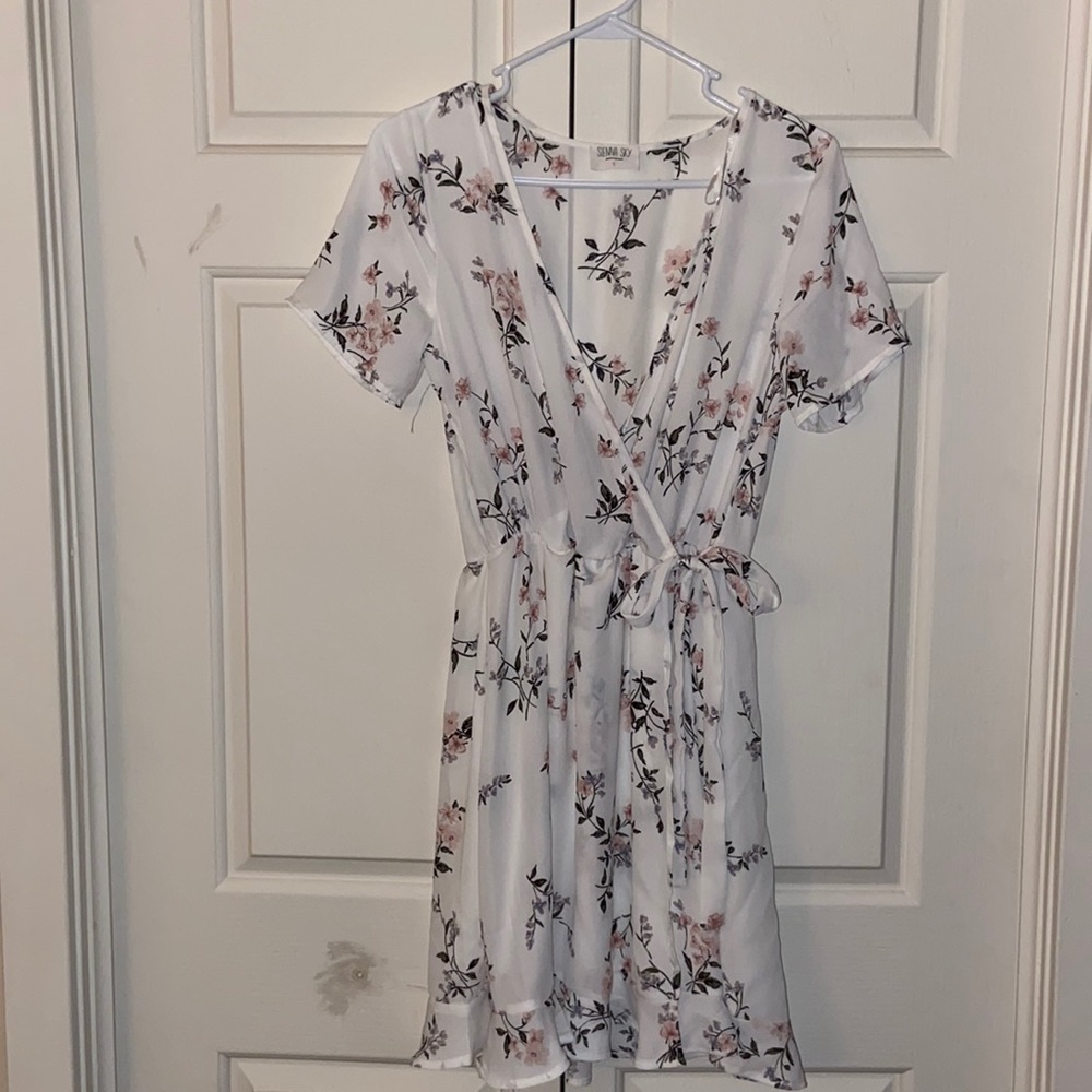 Sienna Sky, size S. Silky dinner dress